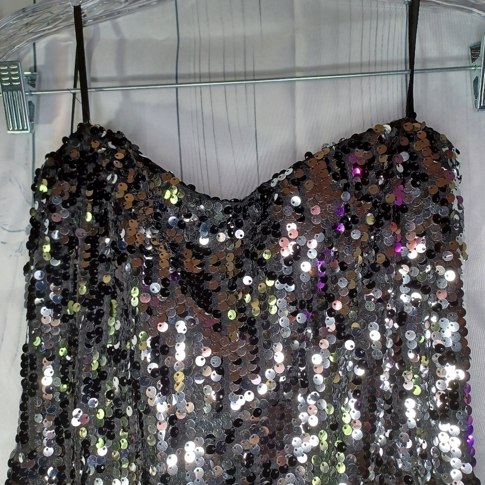 As U Wish black and silver sequin strapless bodycon mini dress - Picture 2 of 8